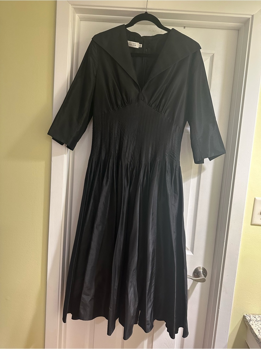 Teri Jon Black Midi Dress with V-Neck and Three-Quarter Sleeves